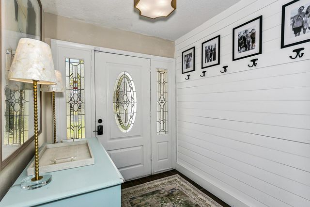 810 Eglin Parkway 14, Fort Walton Beach, FL 32547