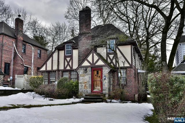 624 Ramapo Road, Teaneck, NJ 07666