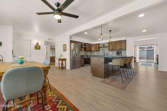 4858 E 4Th Street, Tucson, AZ 85711