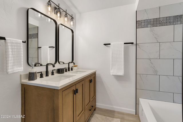 4858 E 4Th Street, Tucson, AZ 85711