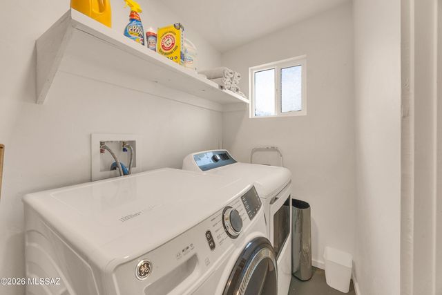 4858 E 4Th Street, Tucson, AZ 85711