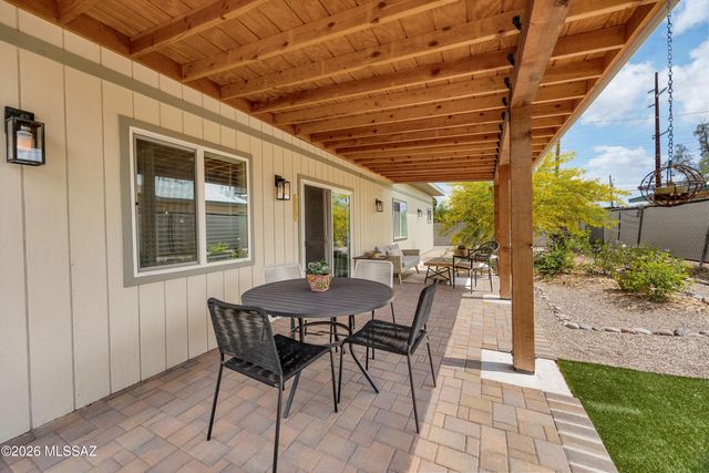 4858 E 4Th Street, Tucson, AZ 85711