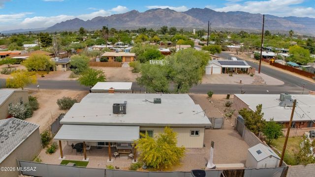 4858 E 4Th Street, Tucson, AZ 85711