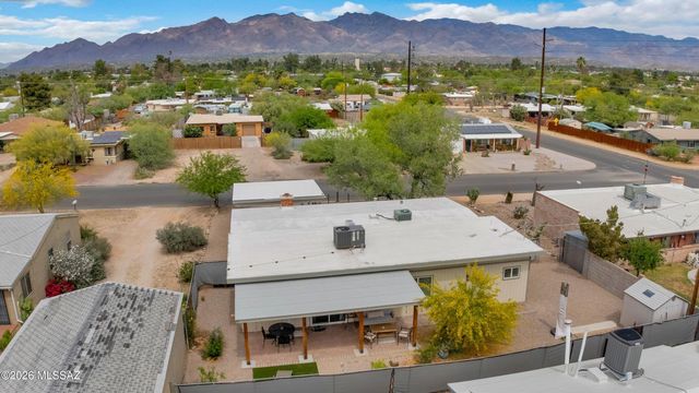 4858 E 4Th Street, Tucson, AZ 85711