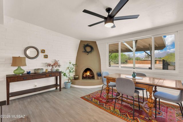 4858 E 4Th Street, Tucson, AZ 85711