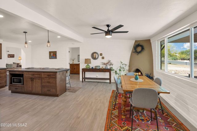 4858 E 4Th Street, Tucson, AZ 85711