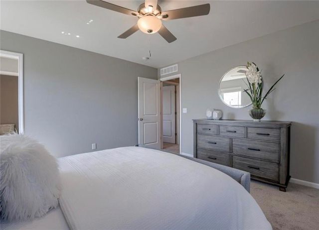 3037 NW 96th Terrace, Kansas City, MO 64154