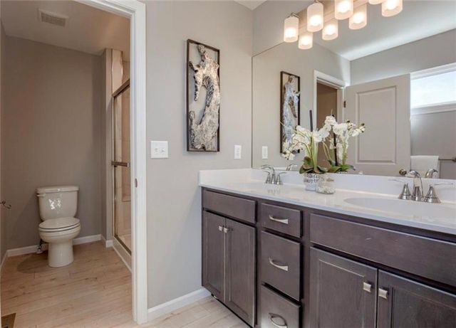 3037 NW 96th Terrace, Kansas City, MO 64154