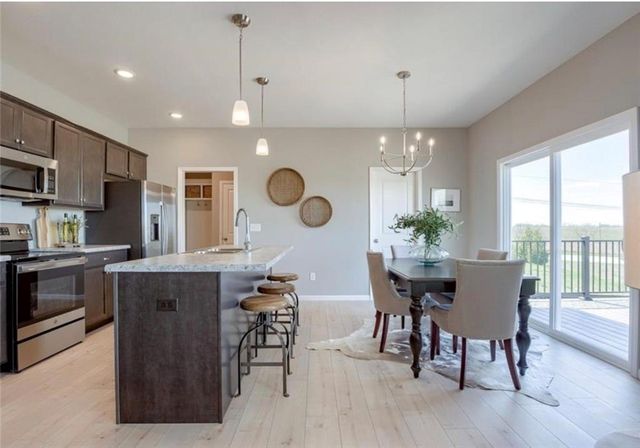 3037 NW 96th Terrace, Kansas City, MO 64154