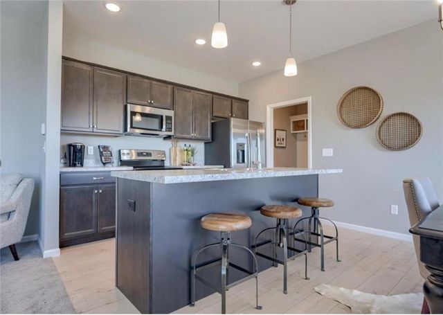 3037 NW 96th Terrace, Kansas City, MO 64154