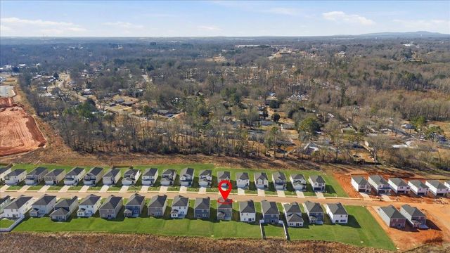 928 Penfold Point, Wellford, SC 29385