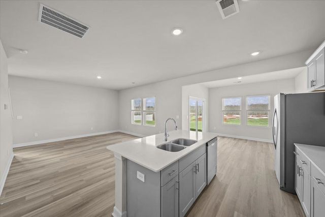 928 Penfold Point, Wellford, SC 29385