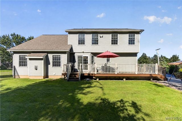 8345 Stahley Road, Clarence, NY 14051