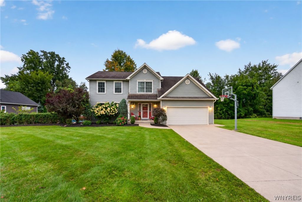 8345 Stahley Road, Clarence, NY 14051