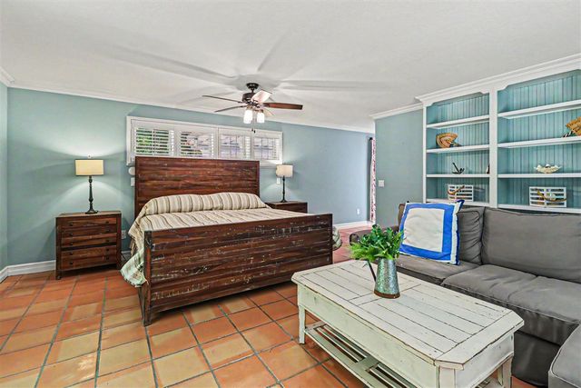 5389 Ridge Road, Pentwater, MI 49449