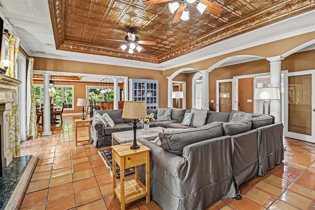 5389 Ridge Road, Pentwater, MI 49449