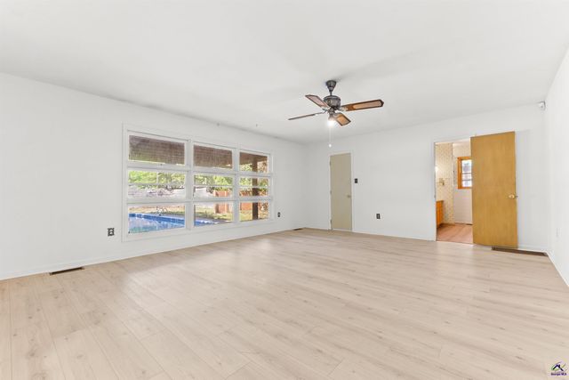 116 Woodlawn Avenue, Warner Robins, GA 31093