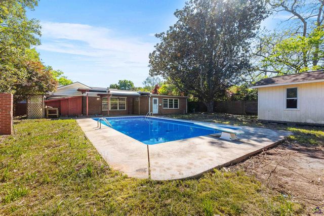 116 Woodlawn Avenue, Warner Robins, GA 31093