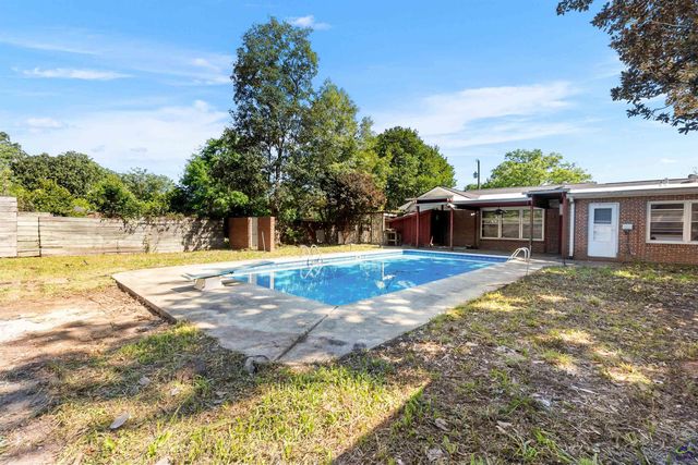 116 Woodlawn Avenue, Warner Robins, GA 31093