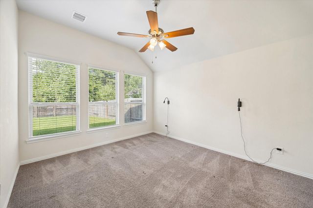 206 N Lynx Trail, Montgomery, TX 77316