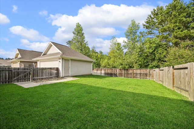 206 N Lynx Trail, Montgomery, TX 77316