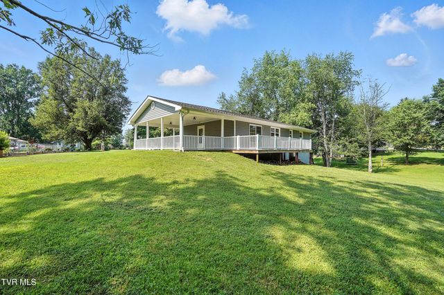 125 Goan Circle, Rogersville, TN 37857
