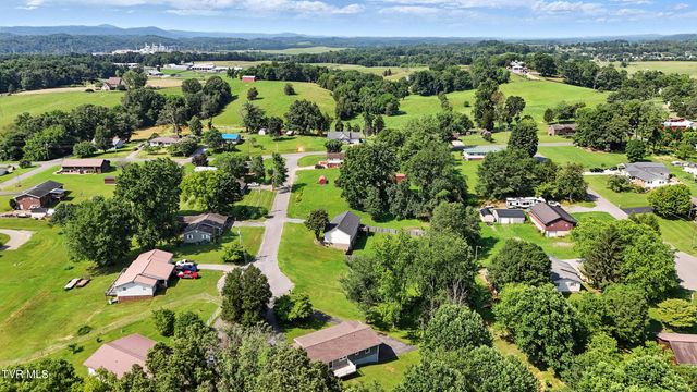 125 Goan Circle, Rogersville, TN 37857