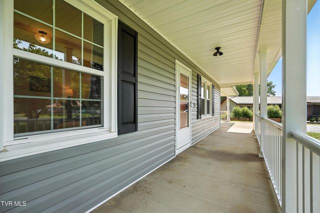125 Goan Circle, Rogersville, TN 37857