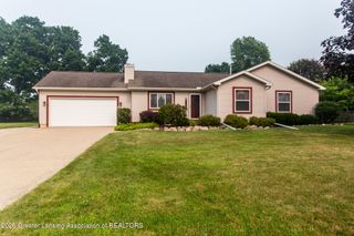 340 Shelby Lane, Dimondale, MI 48821