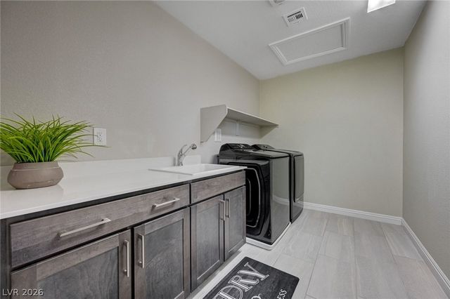 12466 Point Sierra Street, Las Vegas, NV 89138