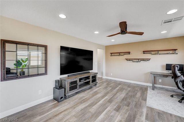 12466 Point Sierra Street, Las Vegas, NV 89138