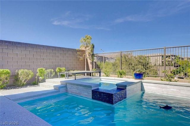 12466 Point Sierra Street, Las Vegas, NV 89138