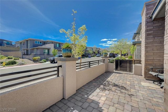 12466 Point Sierra Street, Las Vegas, NV 89138