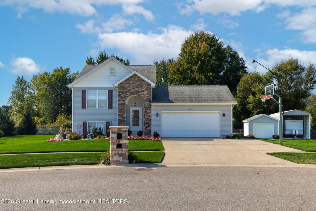 448 Amy Lane, Mulliken, MI 48861