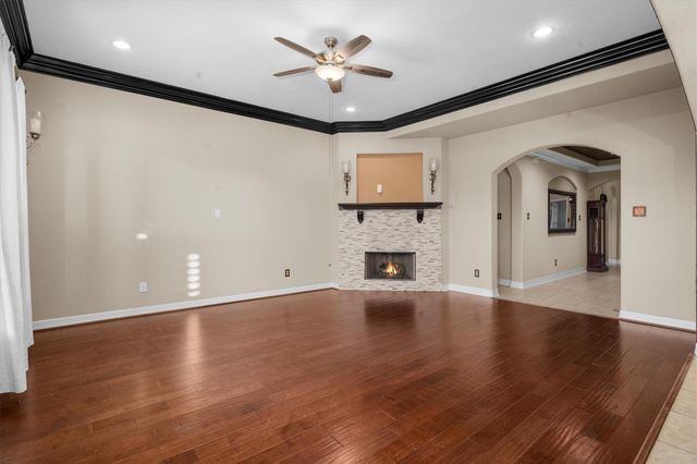 18119 Blues Point Drive, Cypress, TX 77429