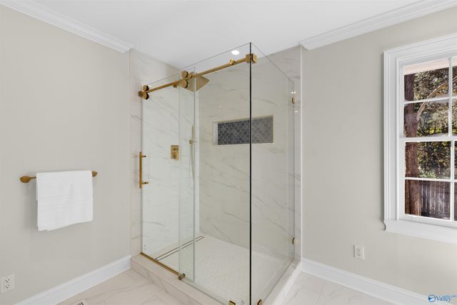 8603 Hickory Hill Lane, Huntsville, AL 35802