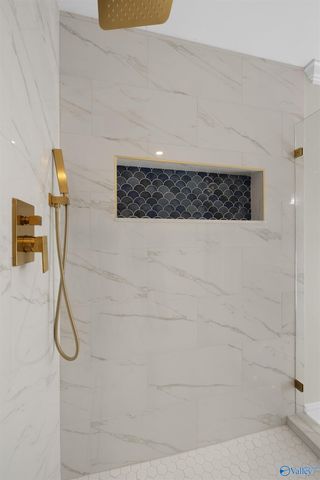 8603 Hickory Hill Lane, Huntsville, AL 35802