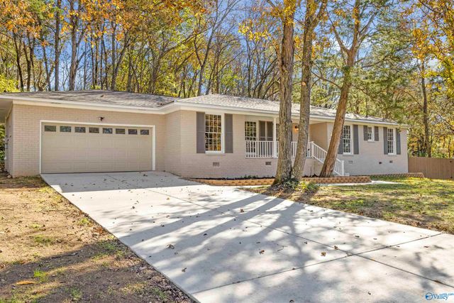 8603 Hickory Hill Lane, Huntsville, AL 35802