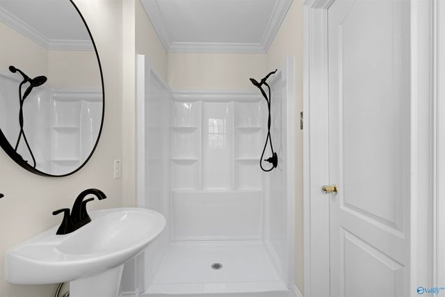 8603 Hickory Hill Lane, Huntsville, AL 35802