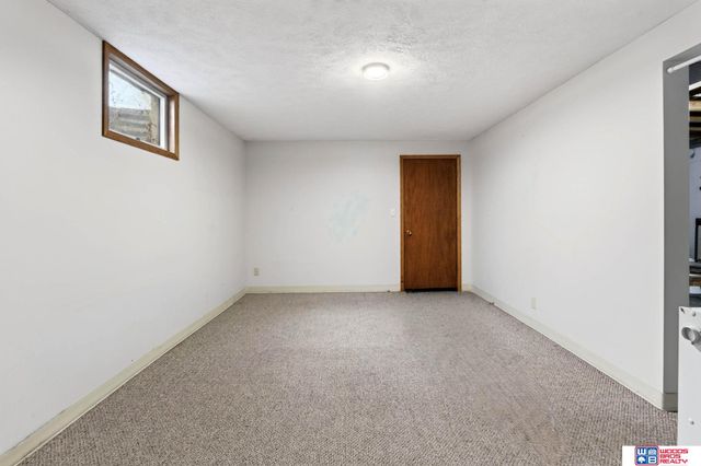 4607 Grassridge Road, Lincoln, NE 68512