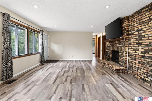 4607 Grassridge Road, Lincoln, NE 68512