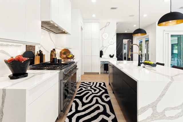 4558 Leeward Lane, Destin, FL 32541