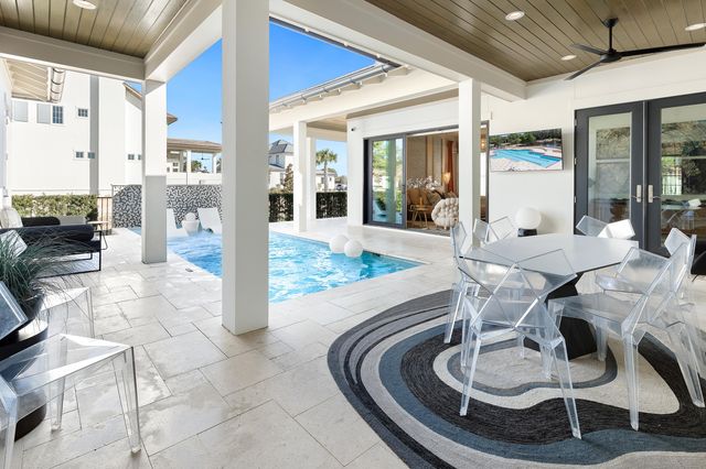 4558 Leeward Lane, Destin, FL 32541