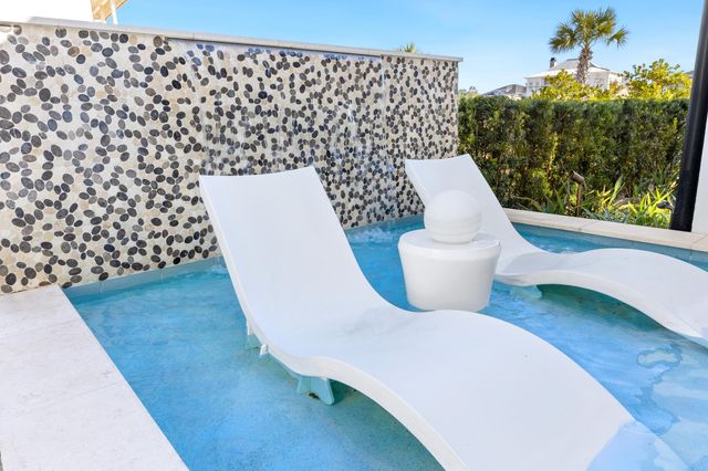 4558 Leeward Lane, Destin, FL 32541