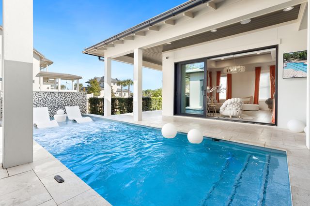 4558 Leeward Lane, Destin, FL 32541