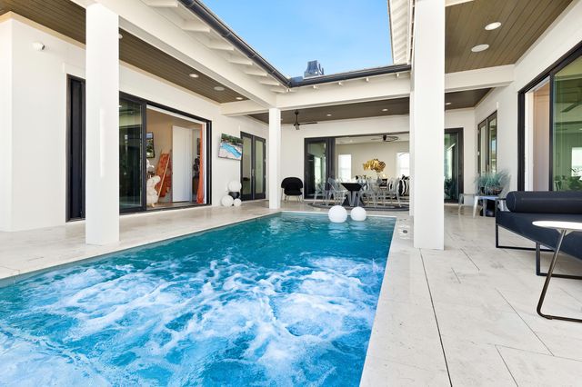 4558 Leeward Lane, Destin, FL 32541