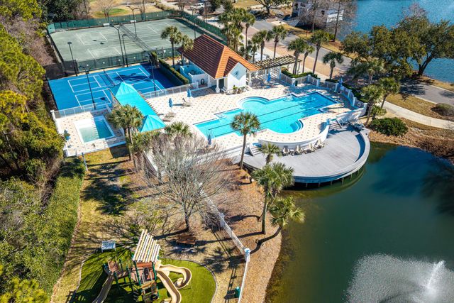 4558 Leeward Lane, Destin, FL 32541