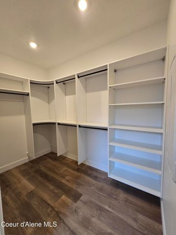 13932 N Rainier Loop, Rathdrum, ID 83858