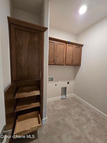 13932 N Rainier Loop, Rathdrum, ID 83858