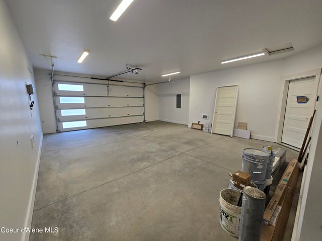 13932 N Rainier Loop, Rathdrum, ID 83858